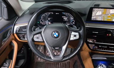 5 Series (G30)