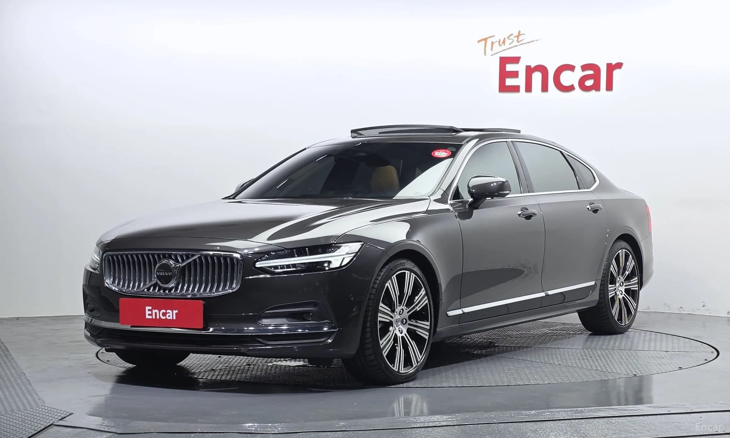 S90