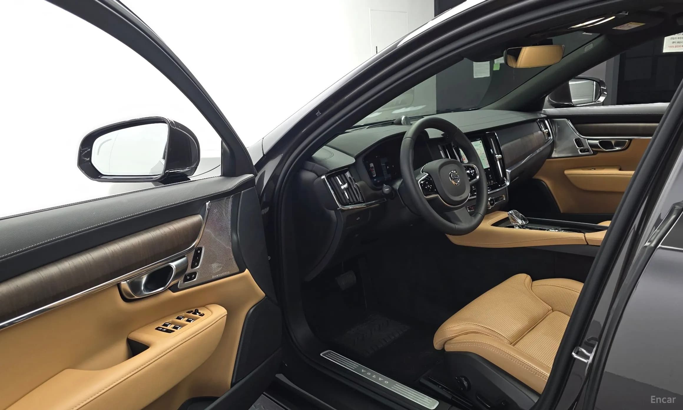 S90