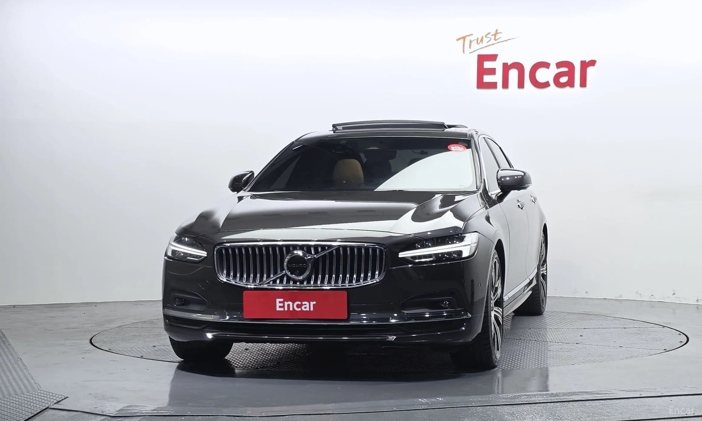 S90