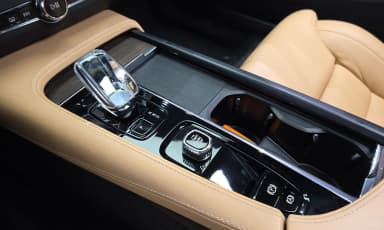 S90