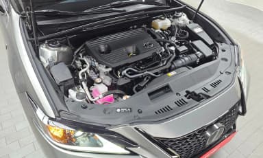 ES300h 7th Generation