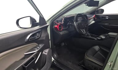 Trax Crossover