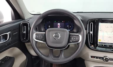 XC40