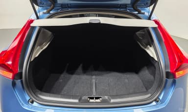 V40
