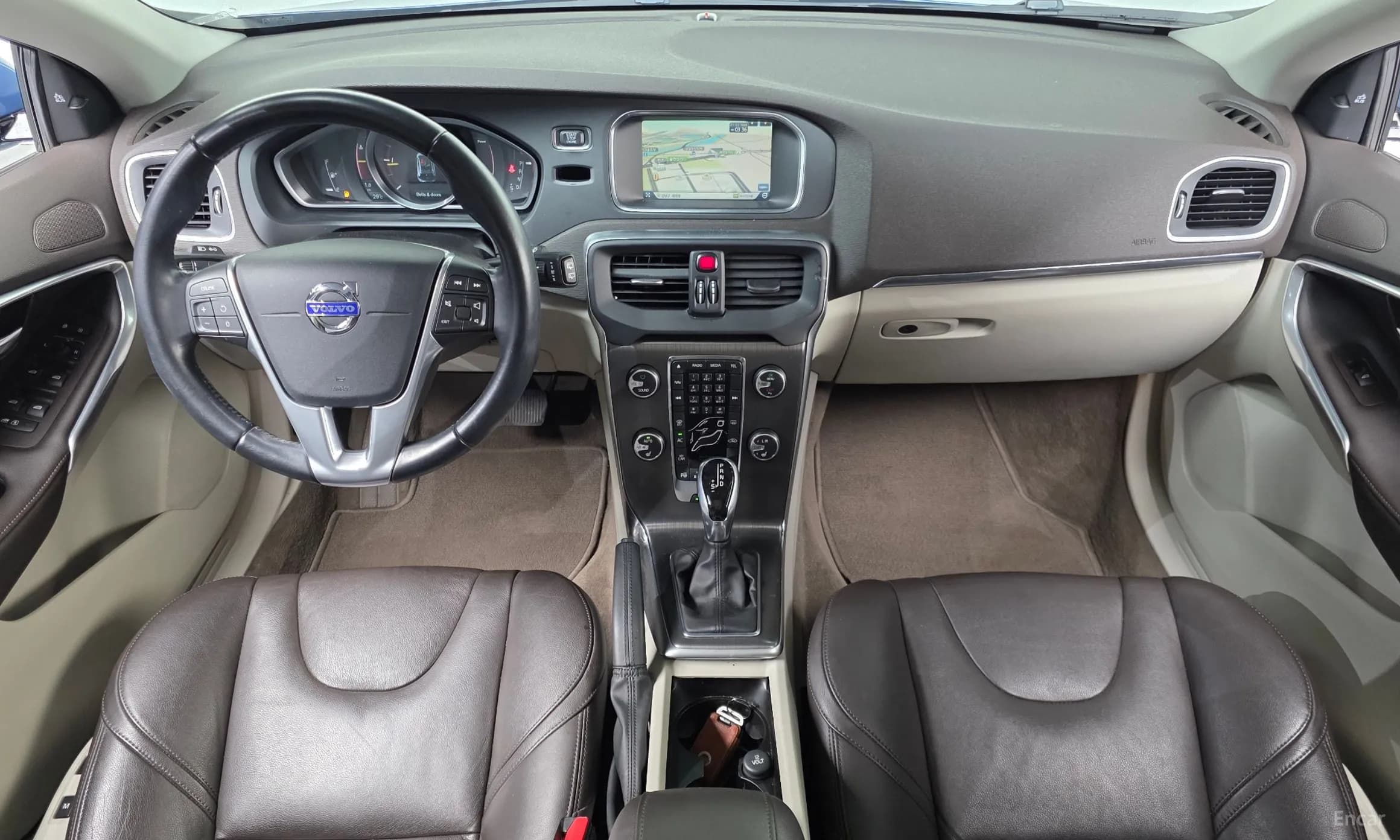 V40