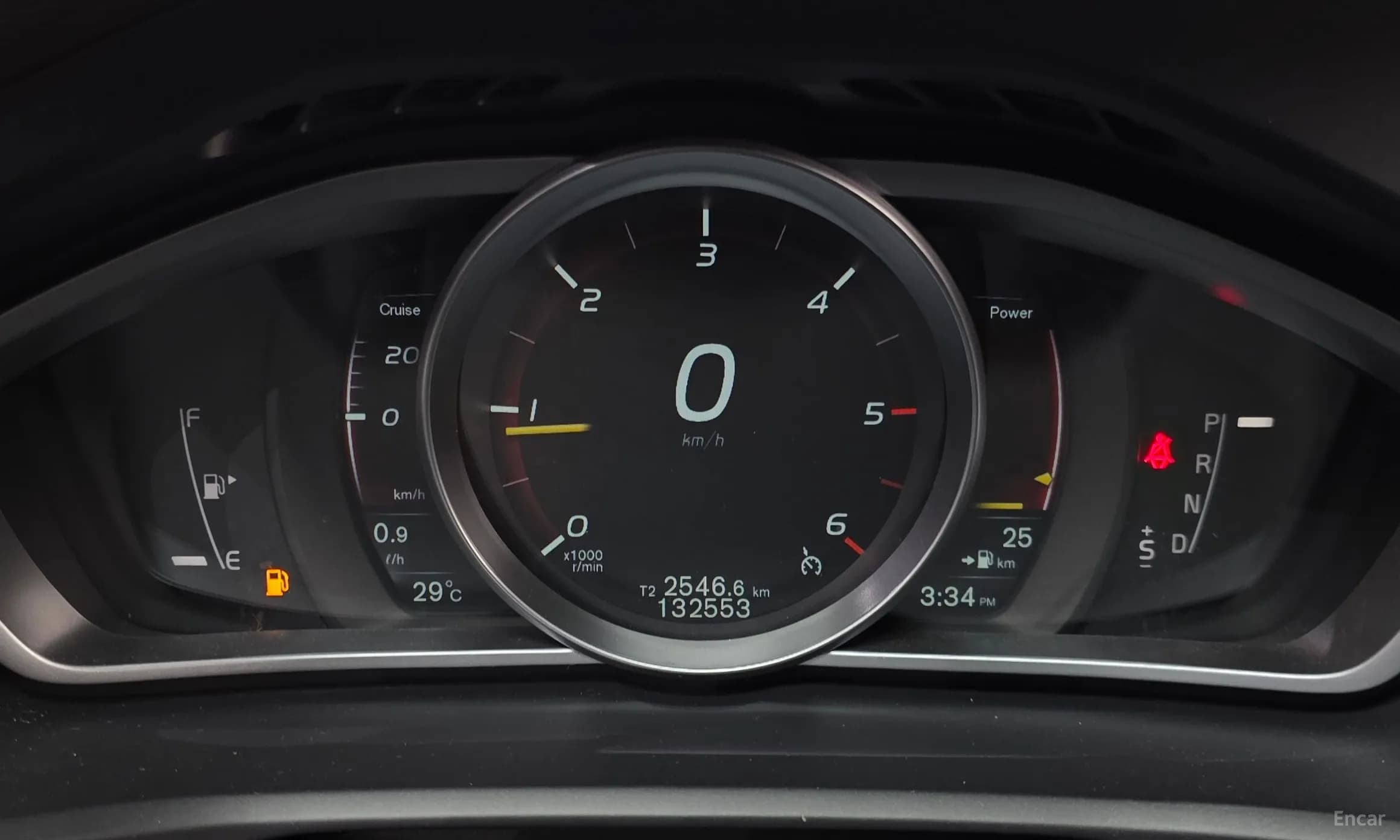 V40