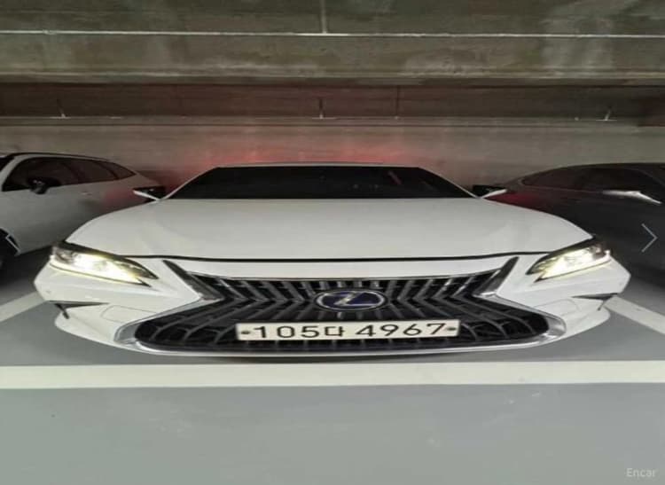 ES300h 7th Generation