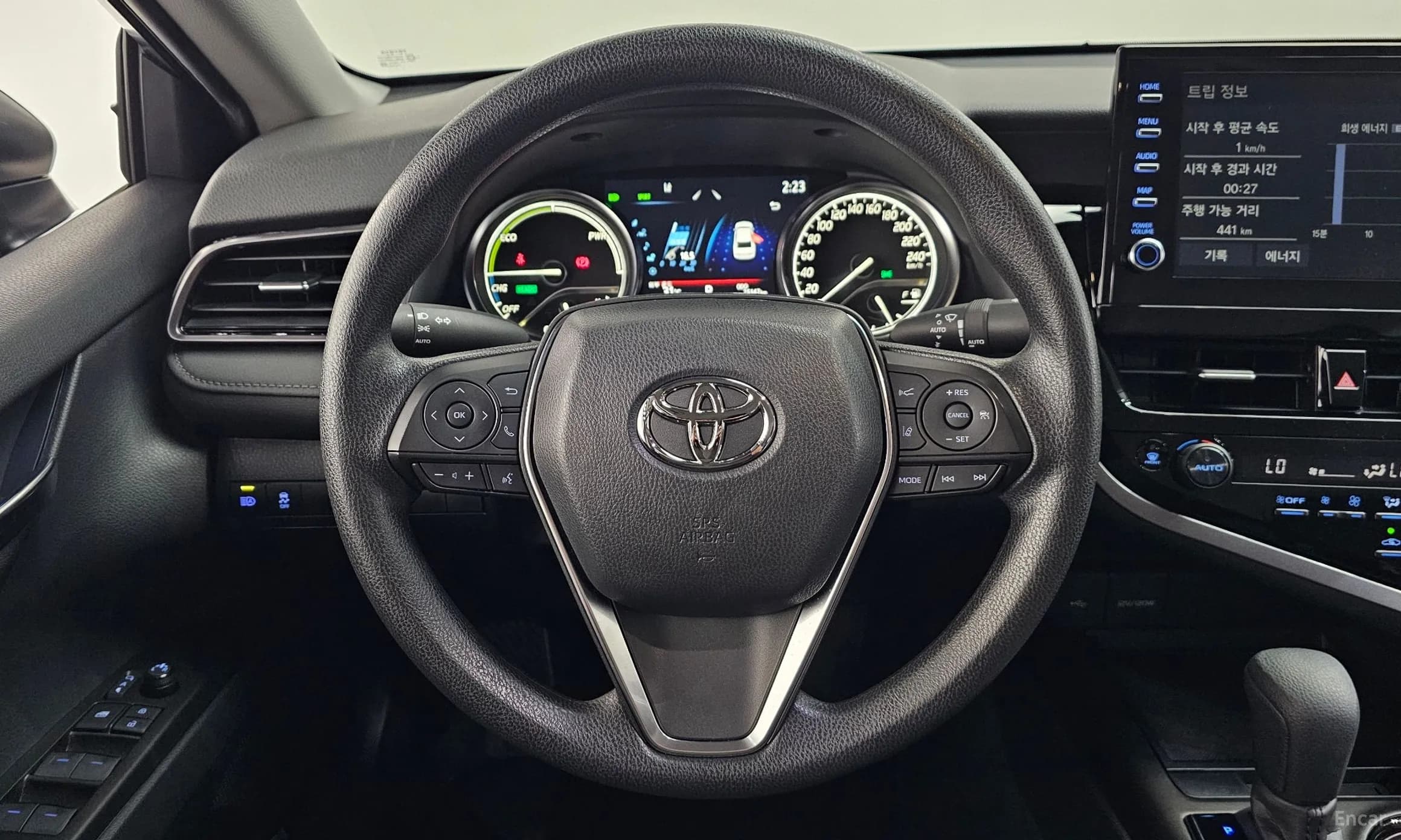 Camry (XV70)
