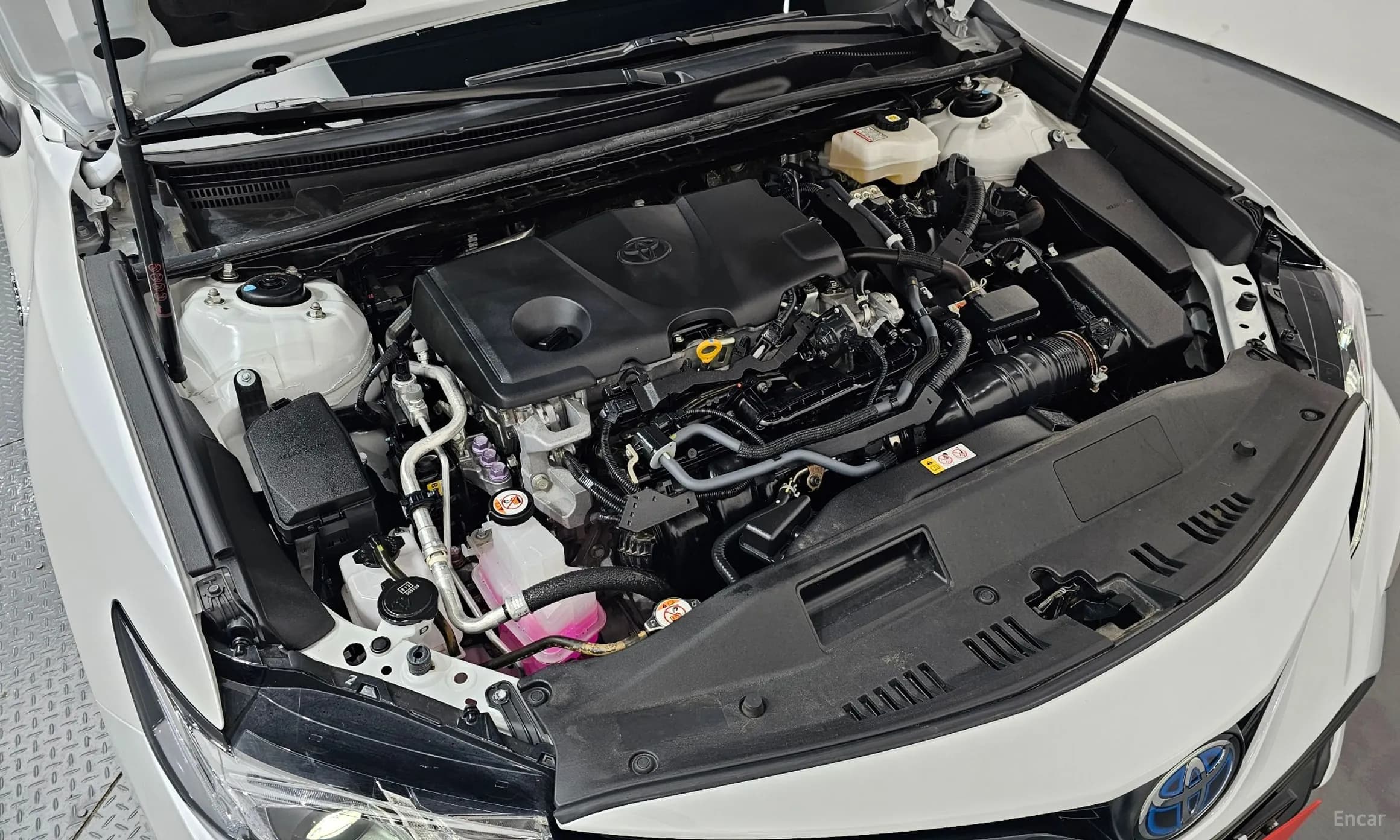 Camry (XV70)