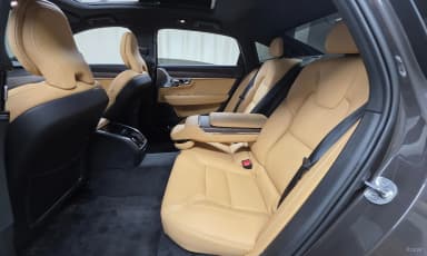 S90