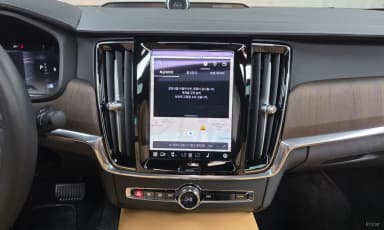 S90