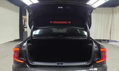 S90