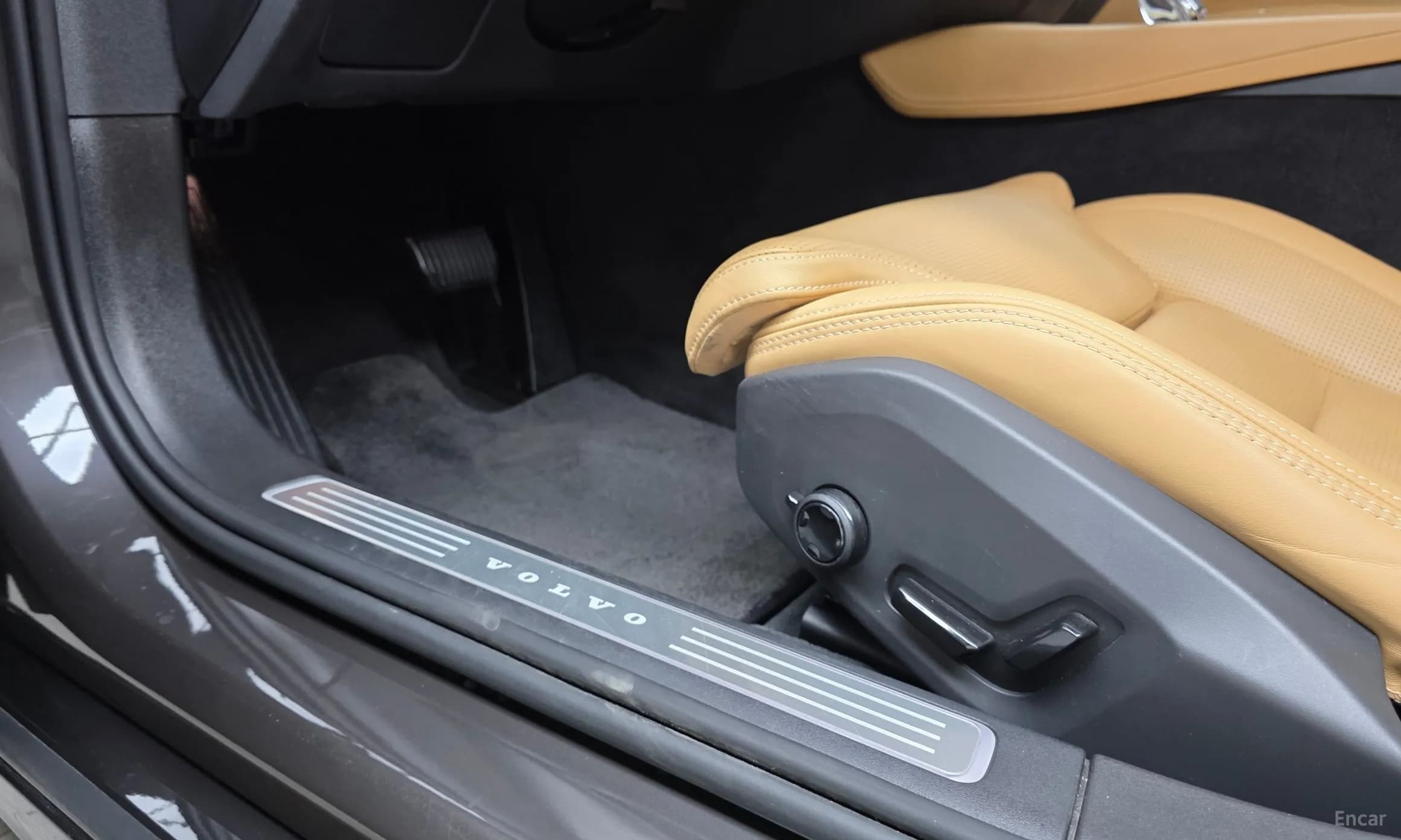 S90