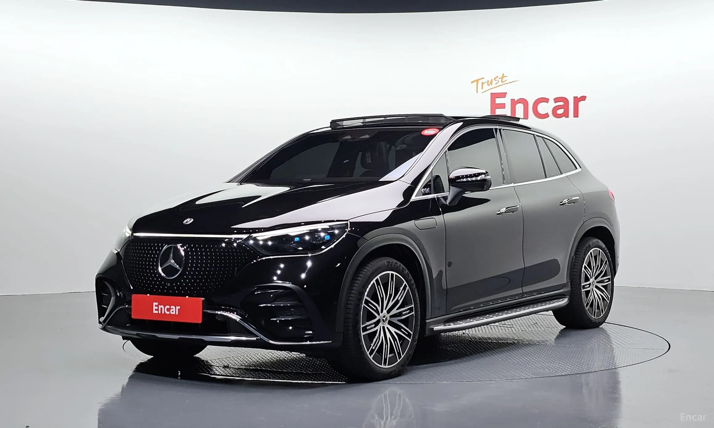 EQE SUV X294