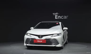 Camry (XV70)