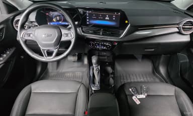Trax Crossover