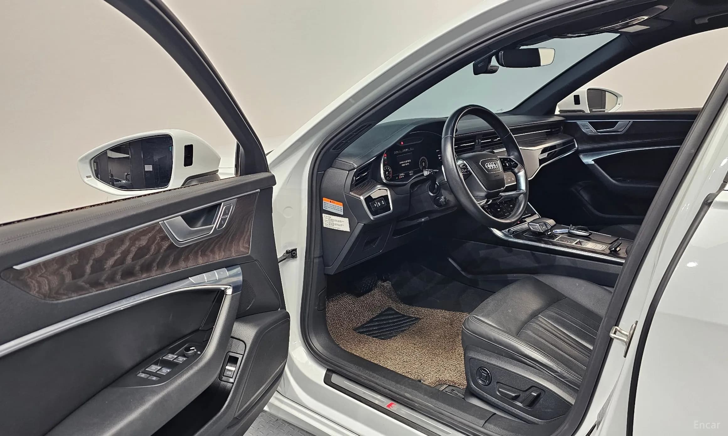 A6 (C8)