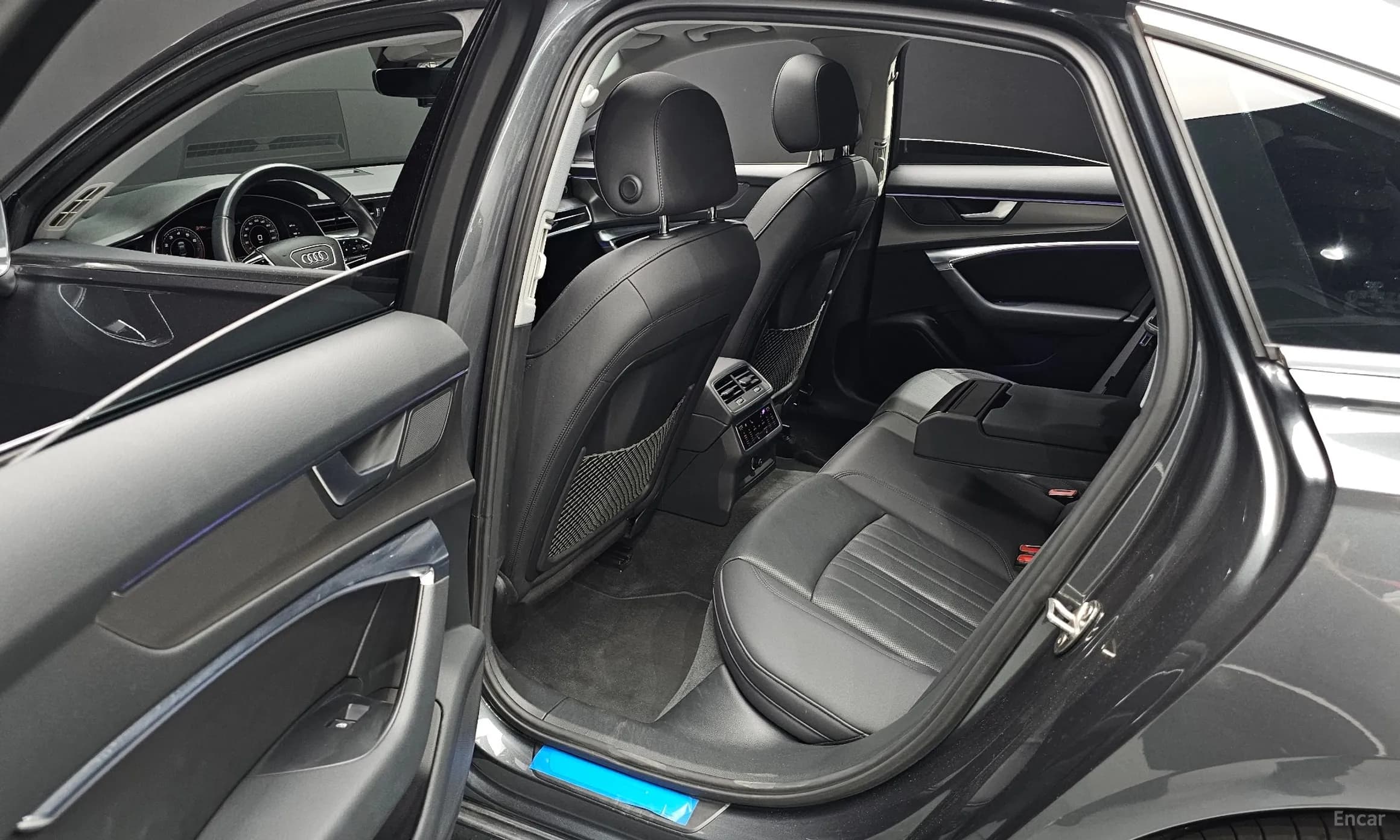 A6 (C8)