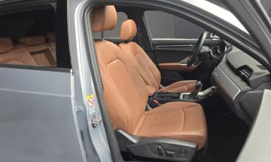 Q3 (F3)