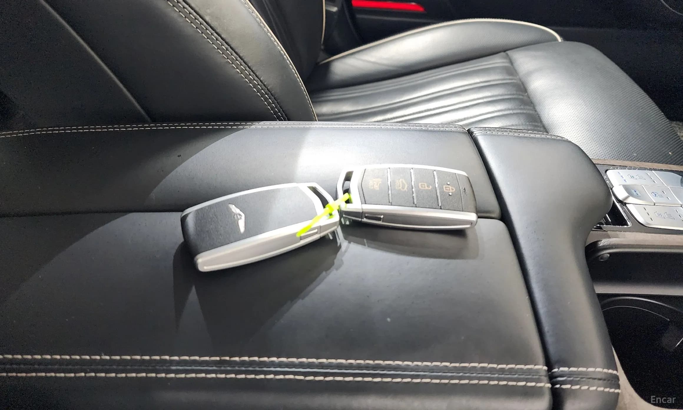 G90