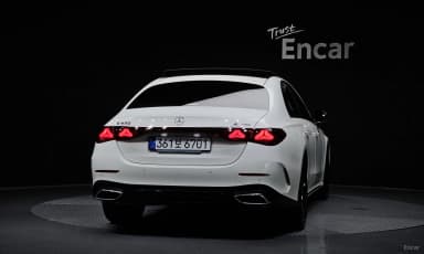 E-Class W214
