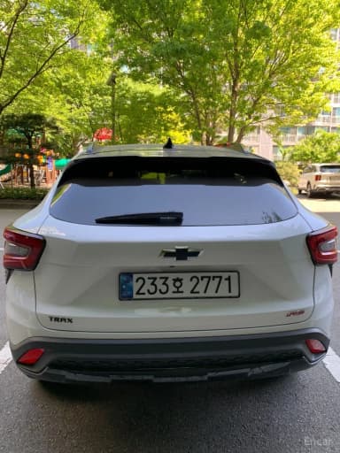 Trax Crossover