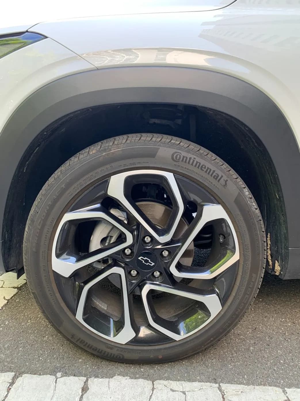 Trax Crossover