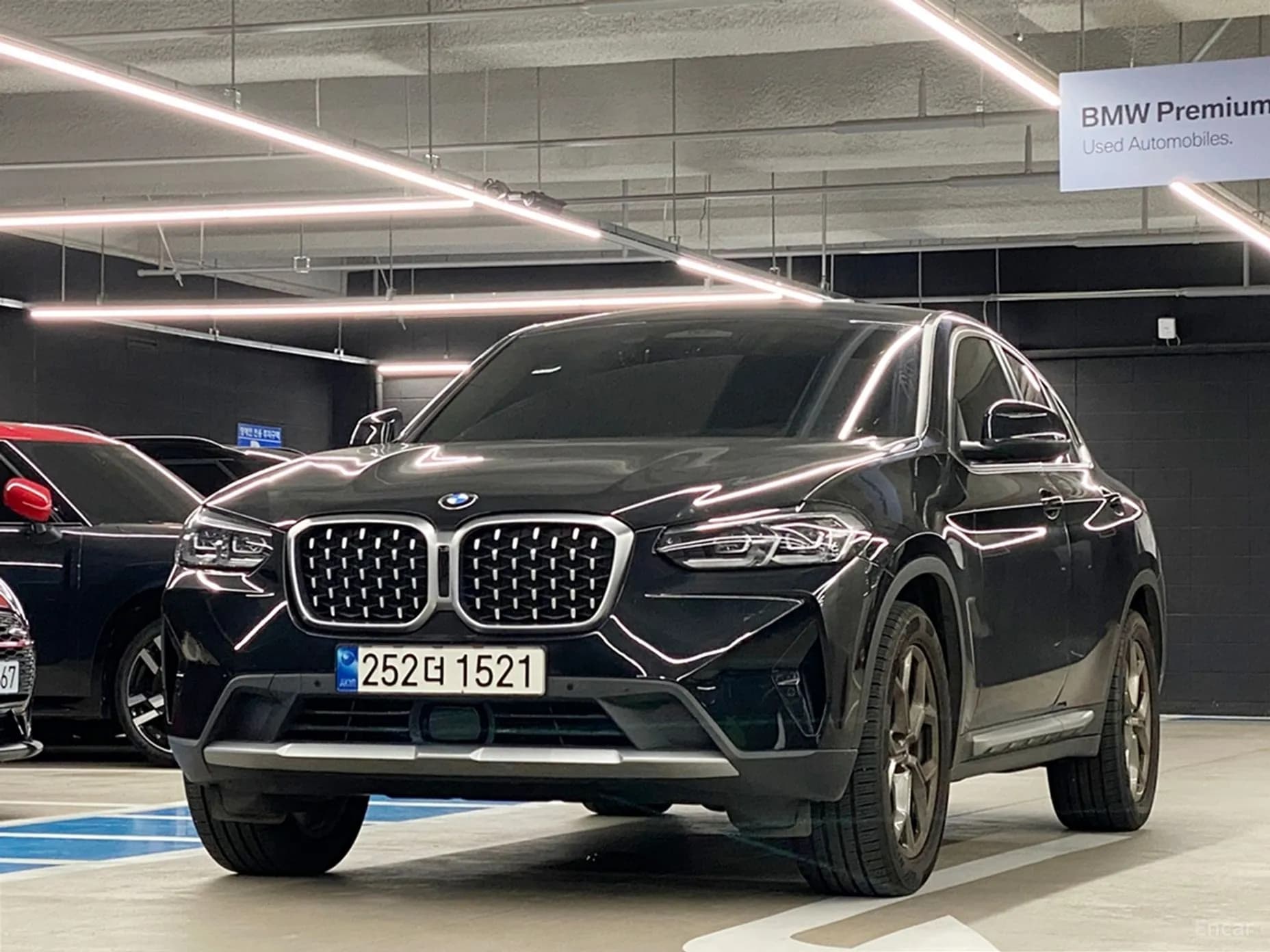 X4 (G02)