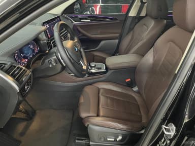 X4 (G02)