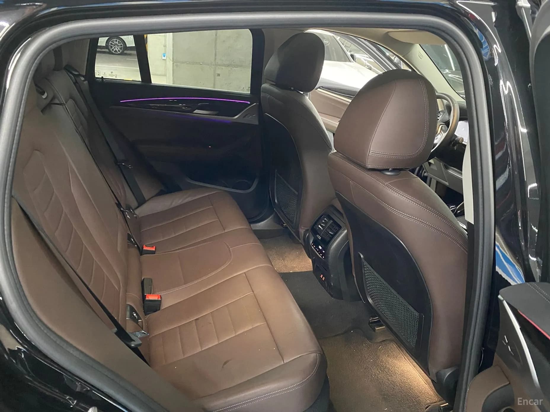 X4 (G02)