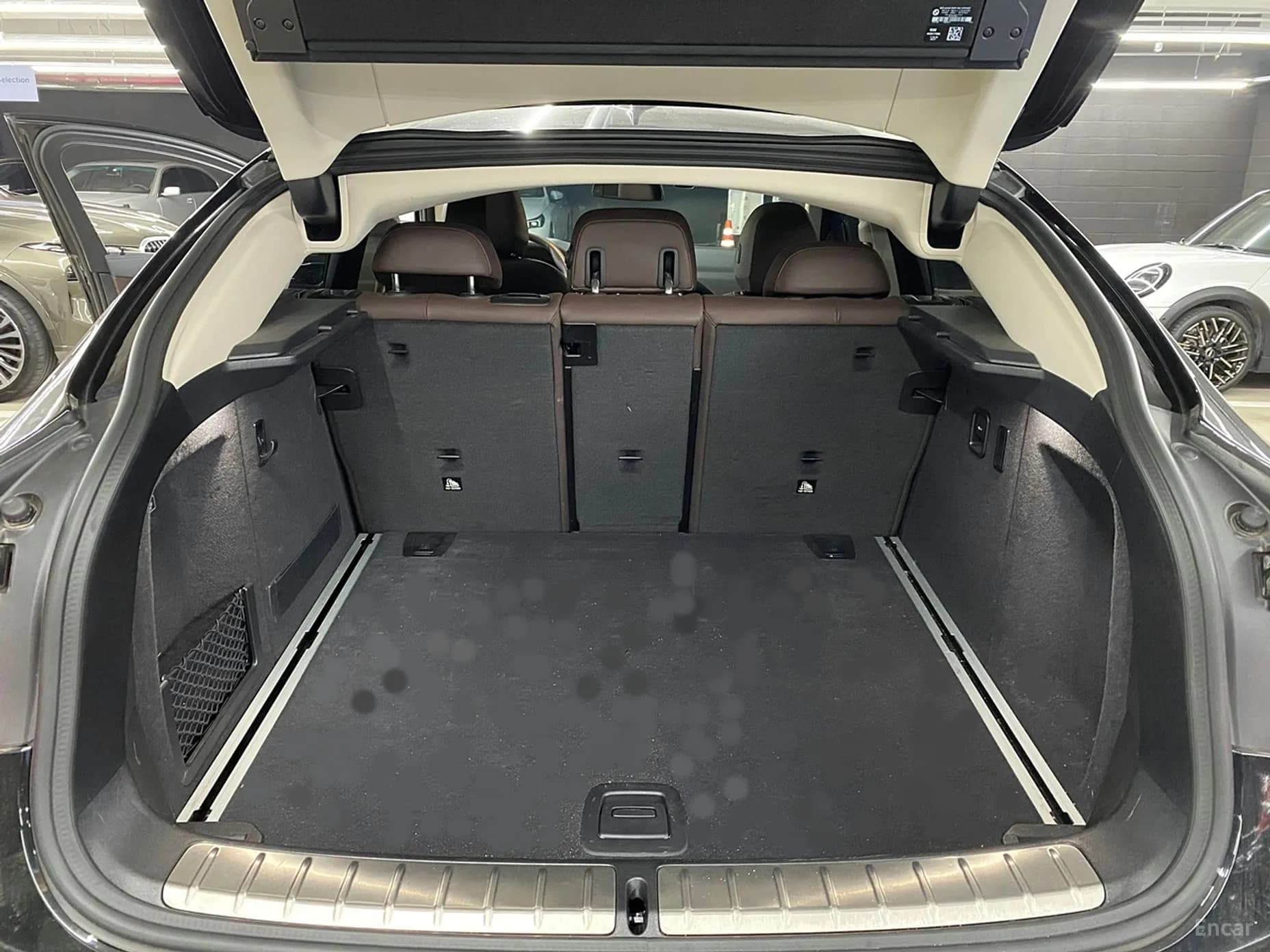 X4 (G02)