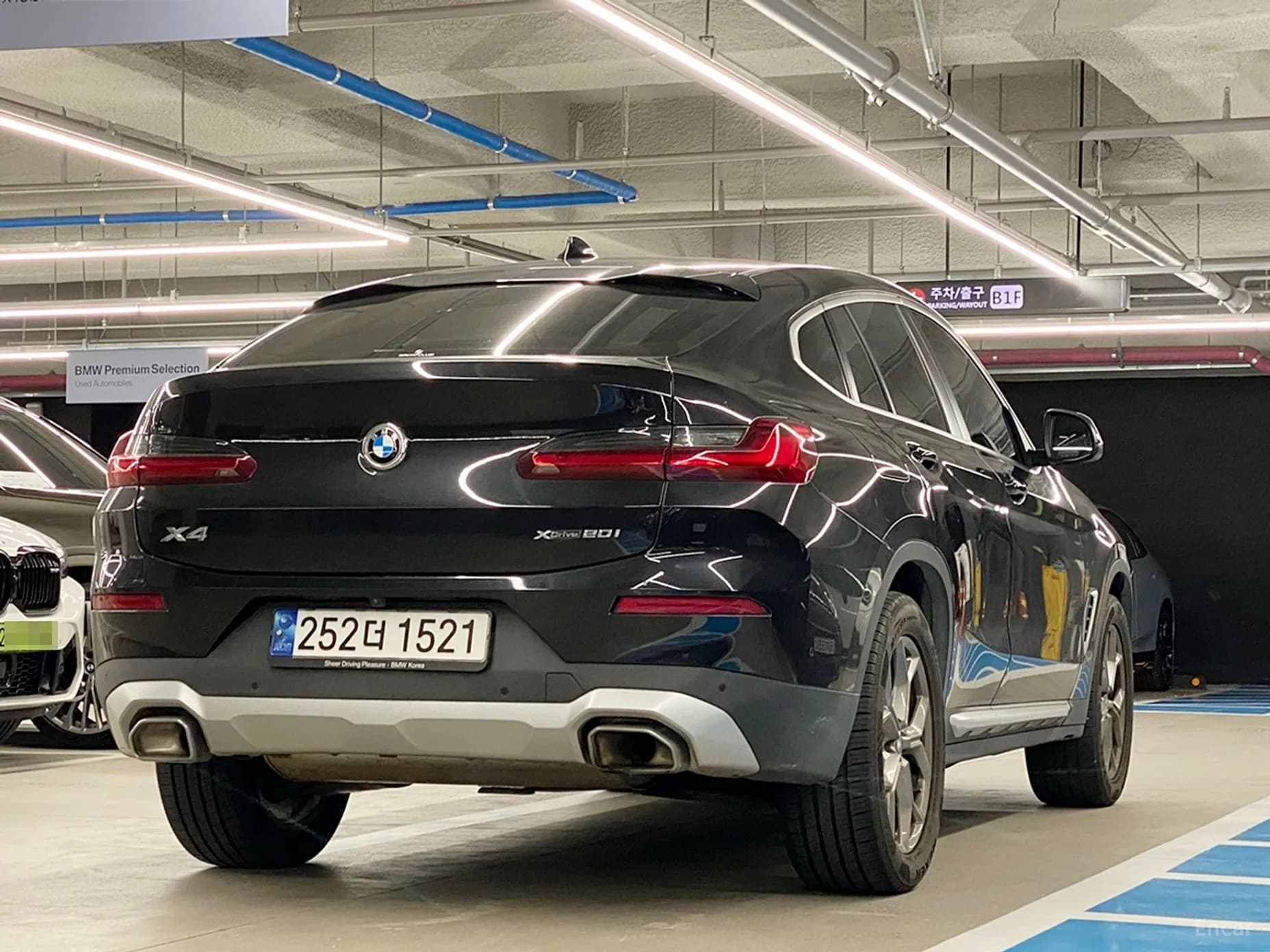 X4 (G02)