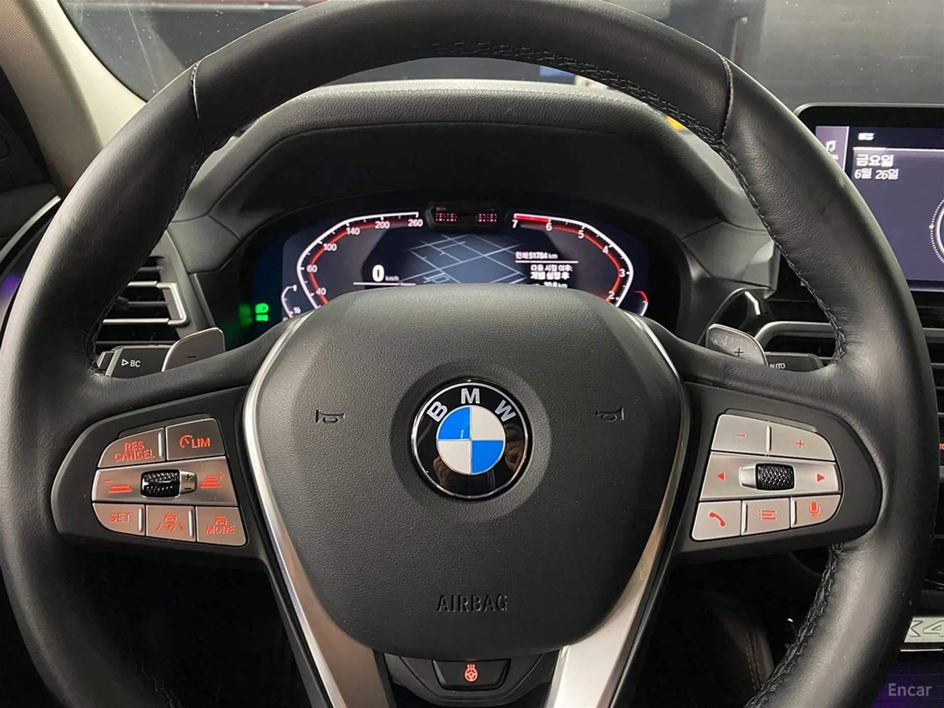 X4 (G02)