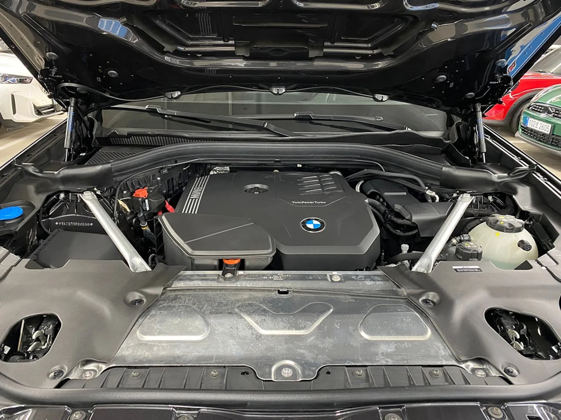 X4 (G02)