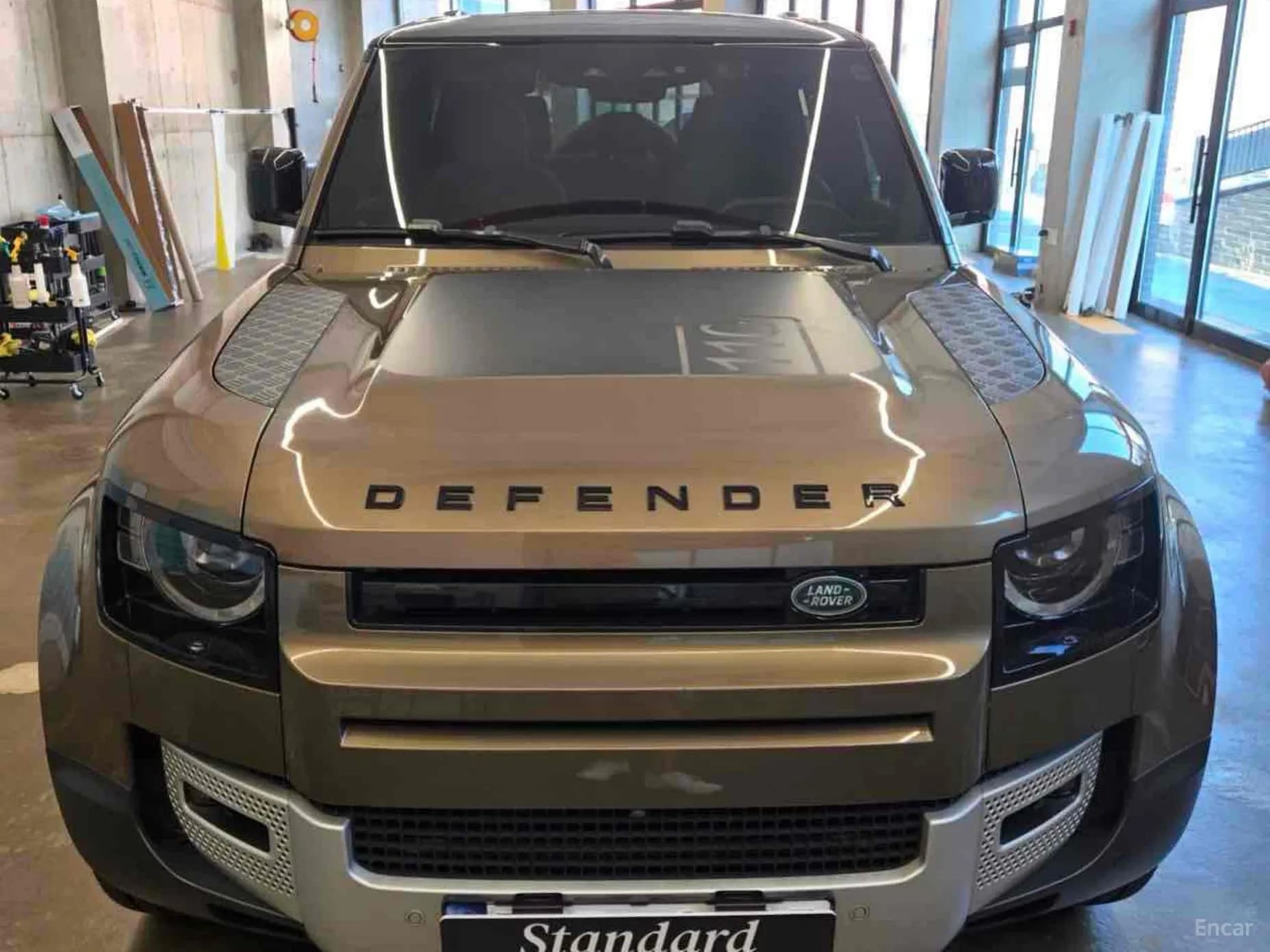 Defender (L663)