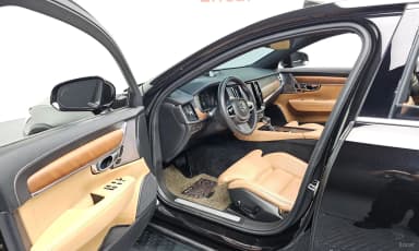 S90
