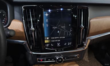 S90