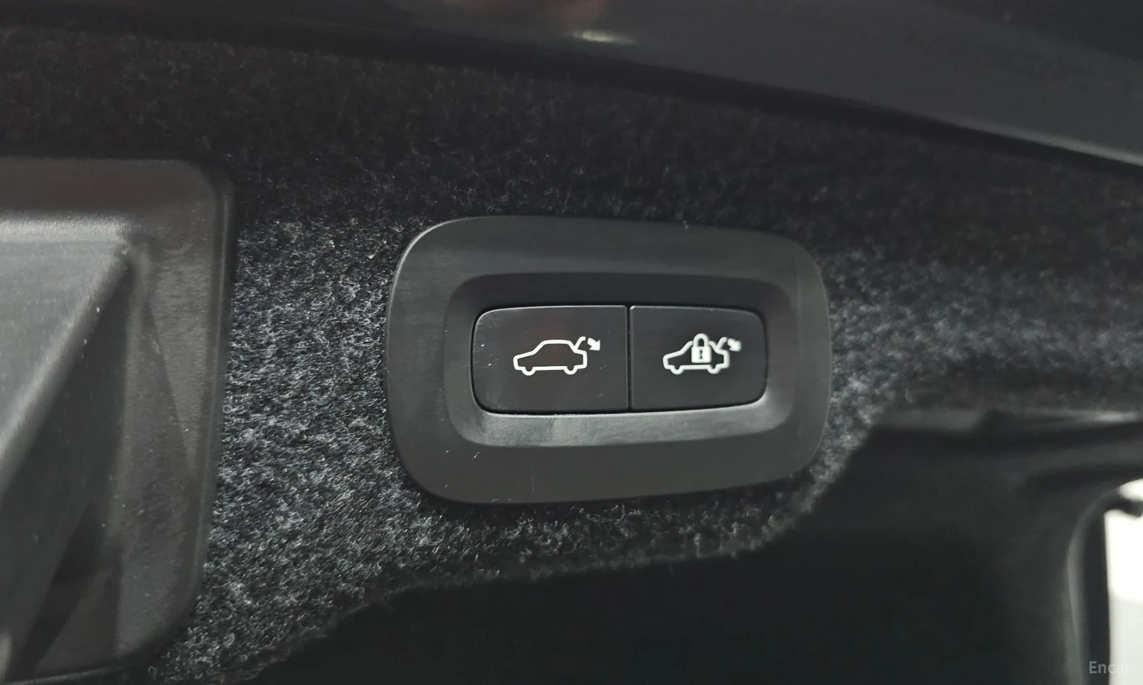 S90