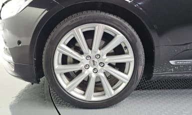 S90