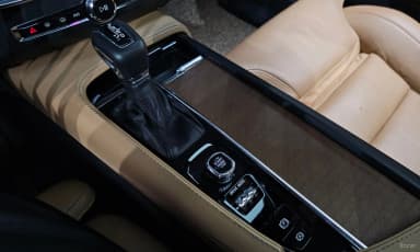 S90
