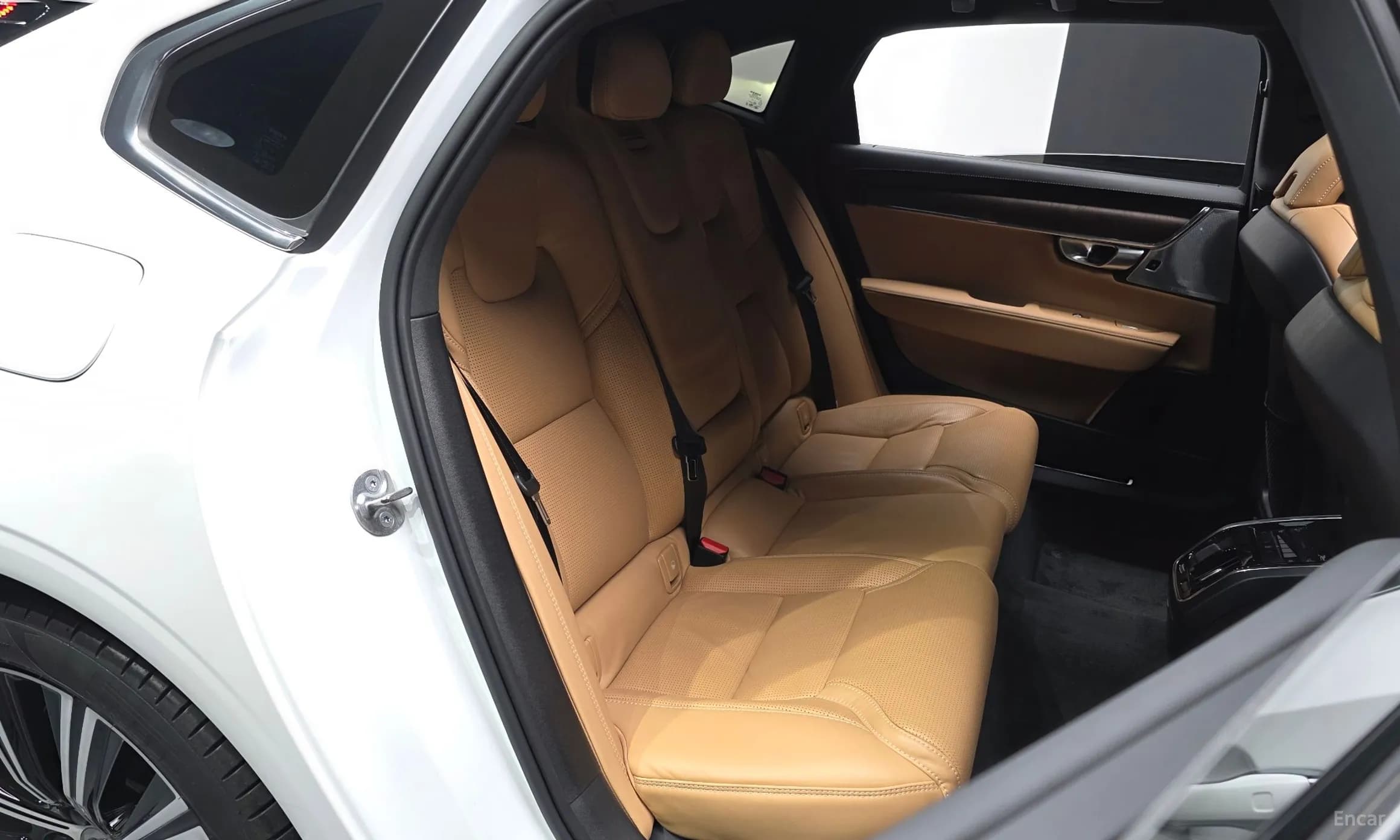 S90