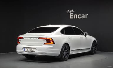 S90
