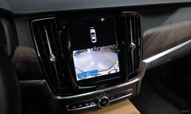S90