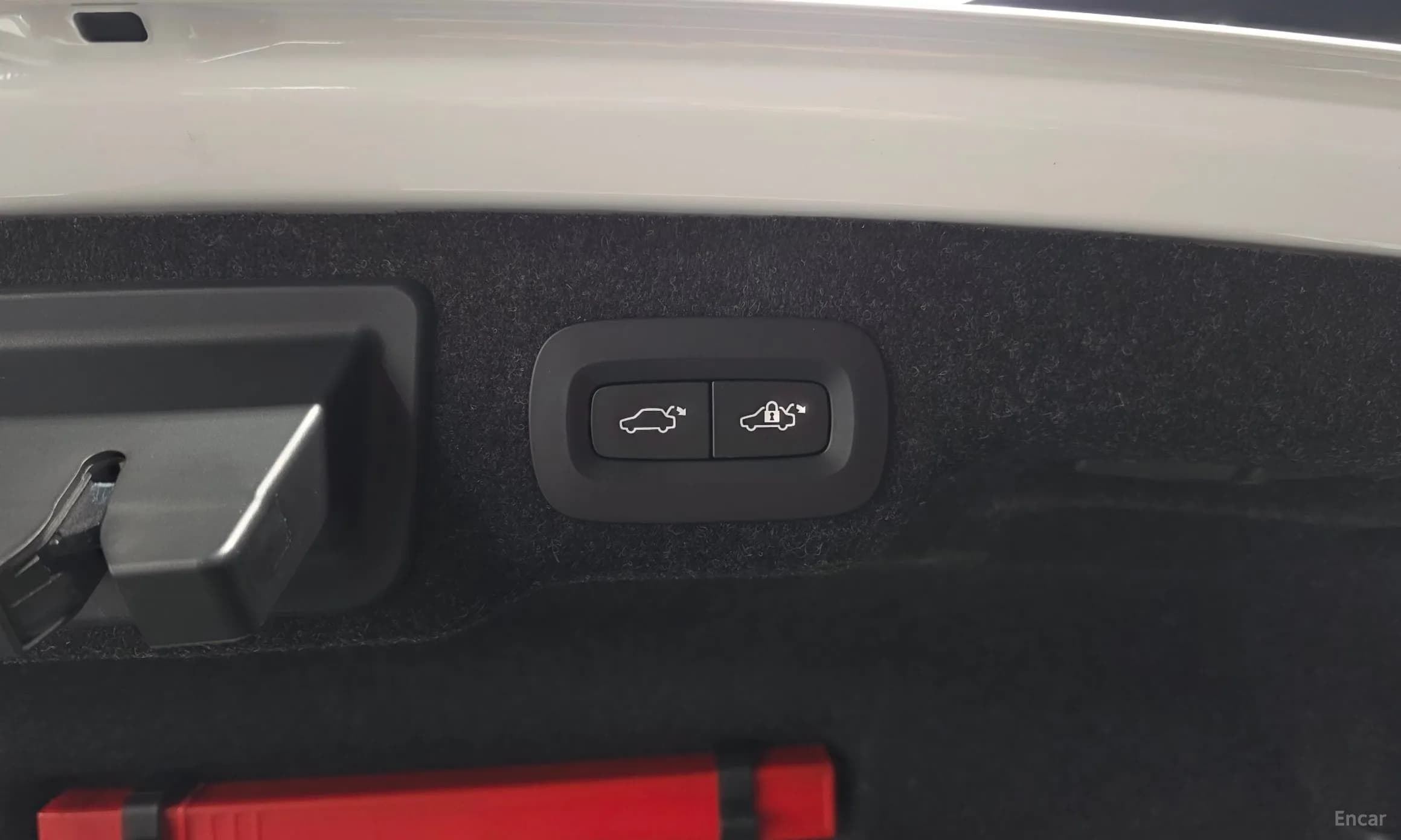 S90