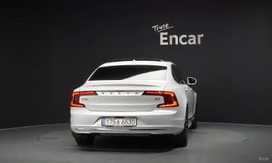 S90
