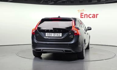 V60