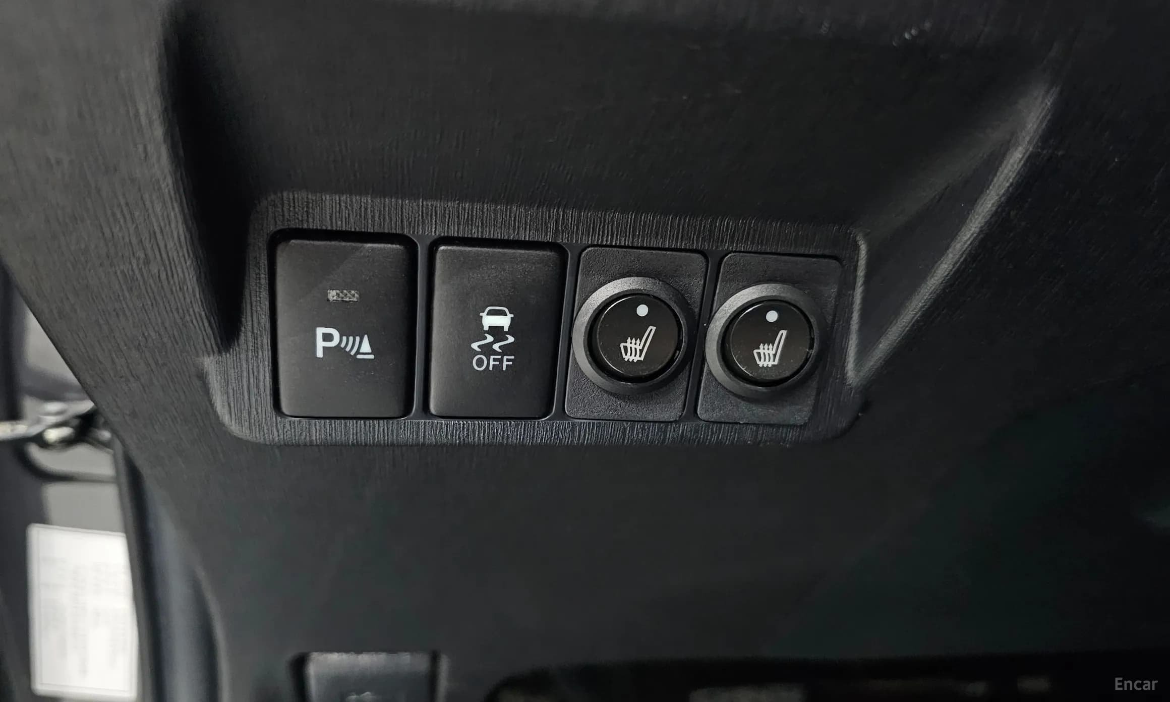 Prius V