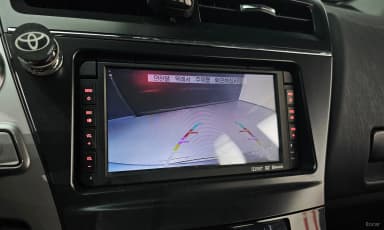 Prius V