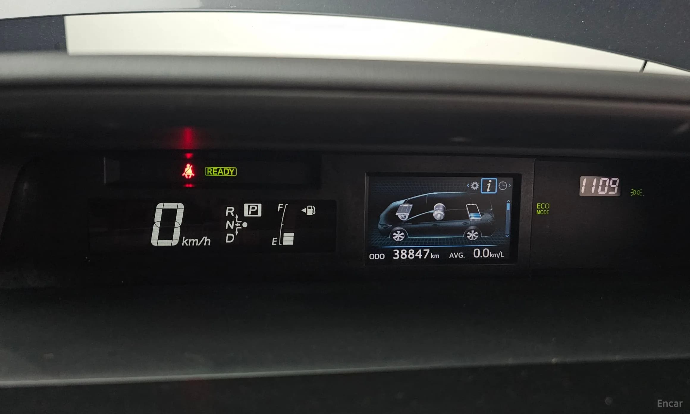 Prius V